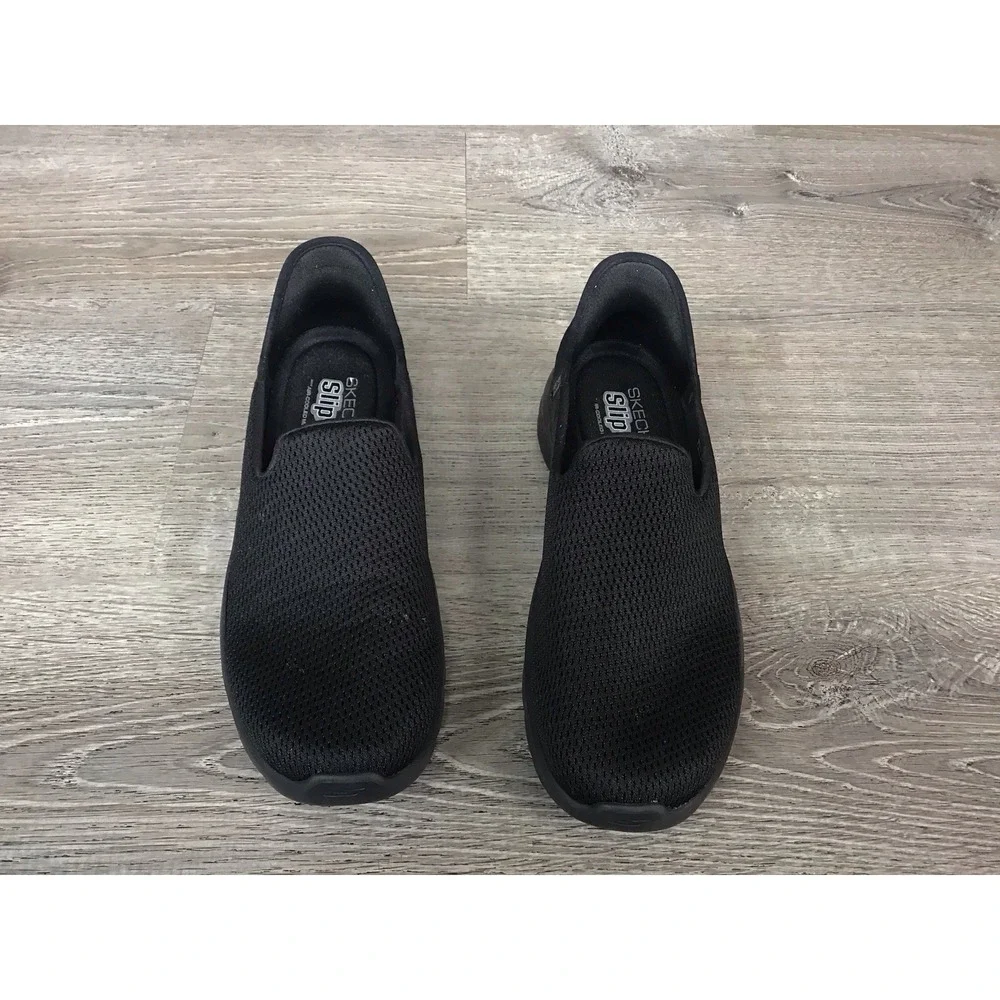 Skechers Women's Size 10.5 Slip-ins Virtue Sleek Slip On Sneakers Black 124963NA